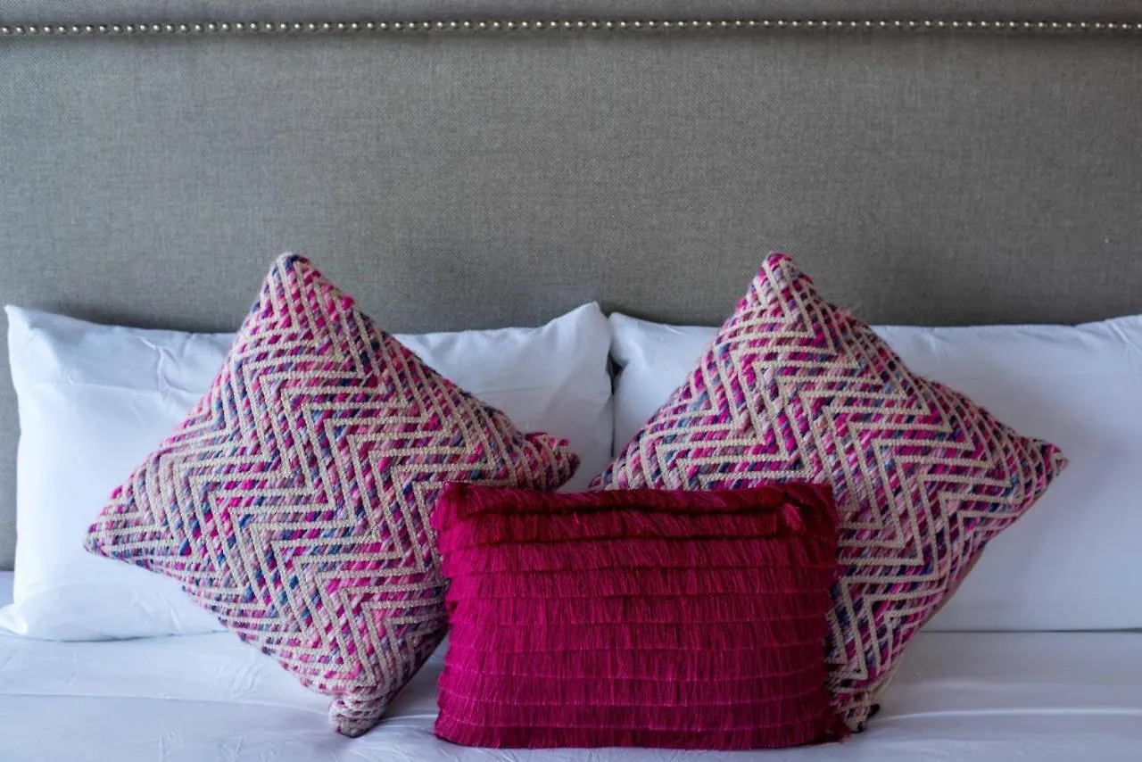 One Paralia Condo Boutique Playa del Carmen